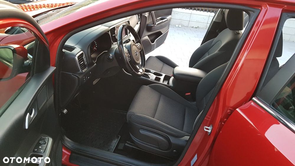 Kia Sportage 1.7 CRDI Business Line 2WD DCT - 35