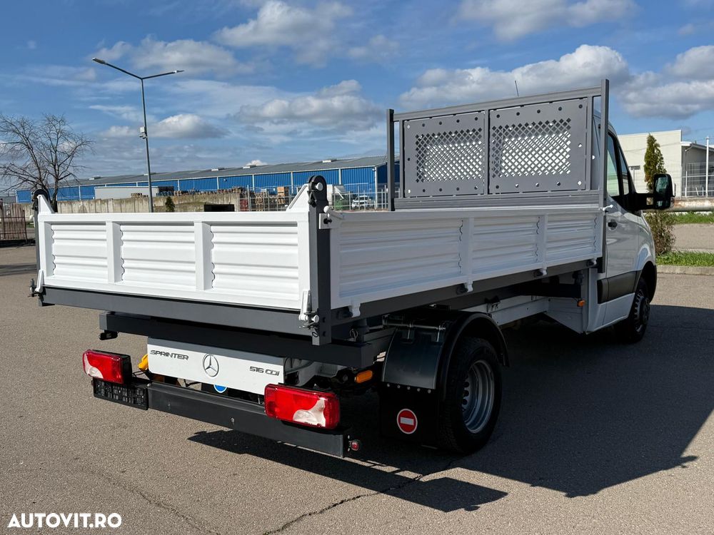 Mercedes-Benz Sprinter - 23