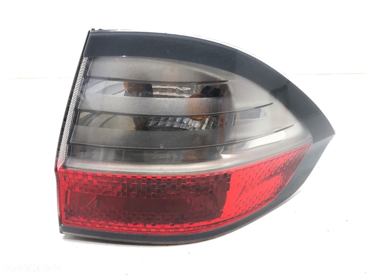 LAMPA PRAWY TYŁ - 86.00 PLN - FORD S-MAX (WA6) 2006 - 2014 2.0 107 kW [145 KM] benzyna 2006 - 2014 - 1