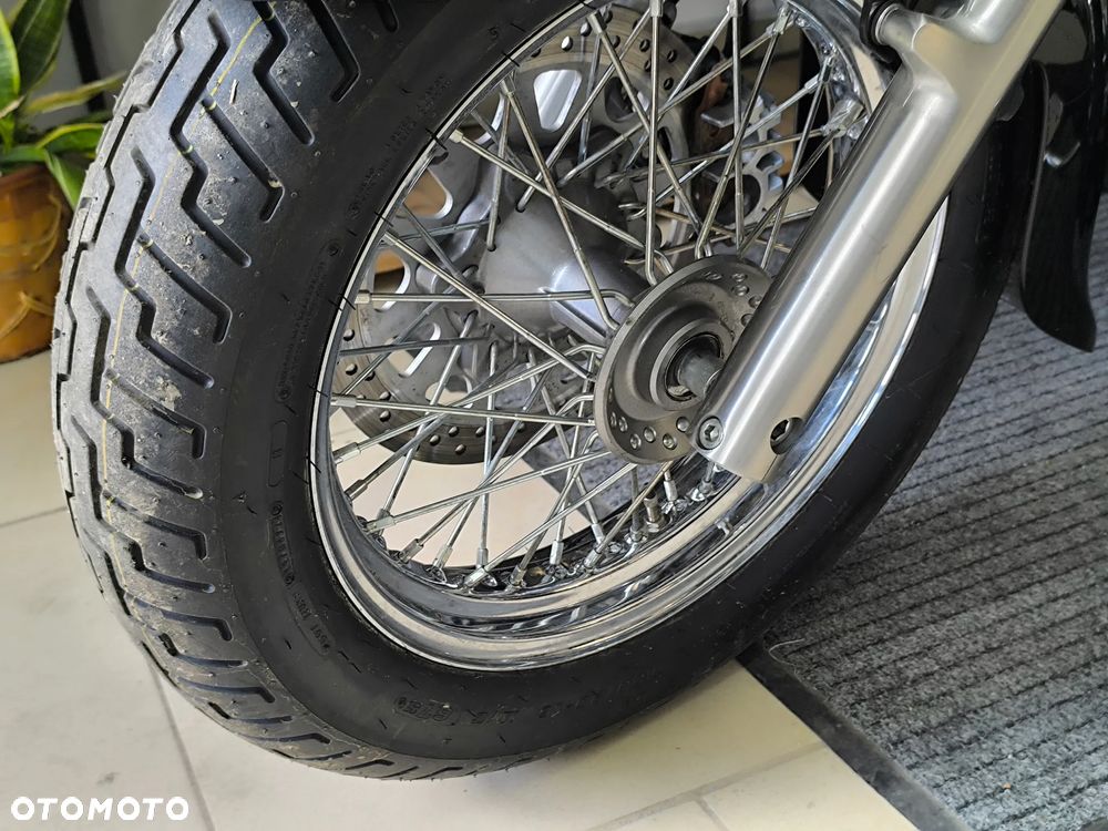 Suzuki Intruder - 31