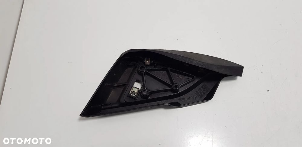 Gilera Fuoco 500 Podłoga Stopień Prawy - 2