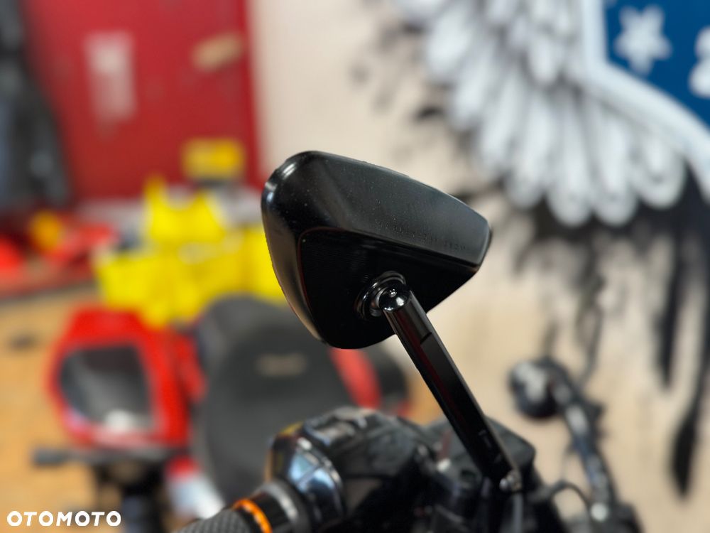 Harley-Davidson Touring Road Glide - 10