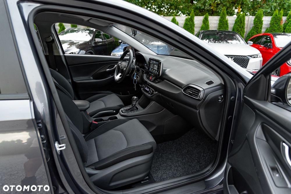 Hyundai i30 1.4 T-GDI DCT Premium - 25