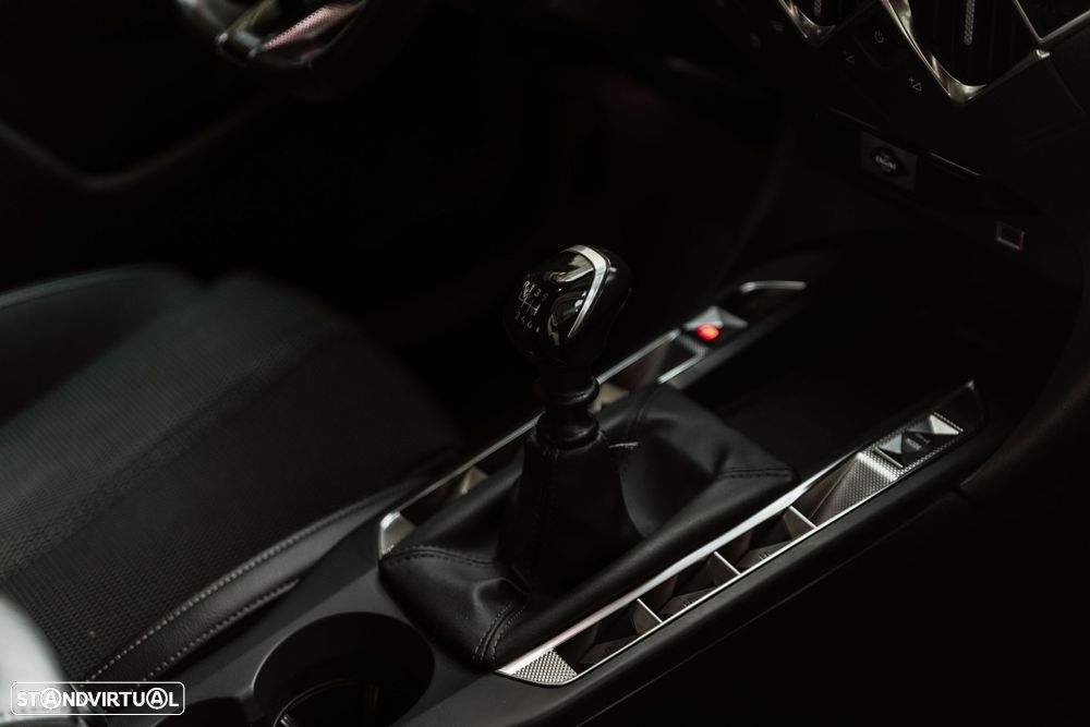 DS DS3 1.2 PureTech Bastille - 22