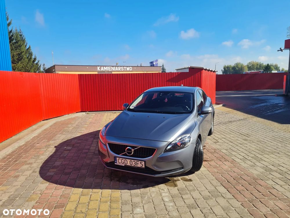 Volvo V40 - 10