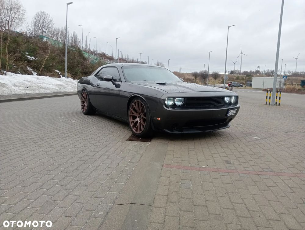 Dodge Challenger - 19