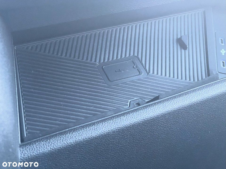 Nissan Interstar - 18