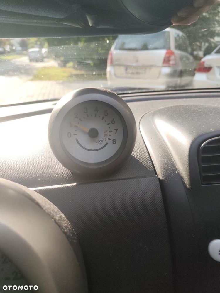 Daihatsu Sirion 1.3 - 10