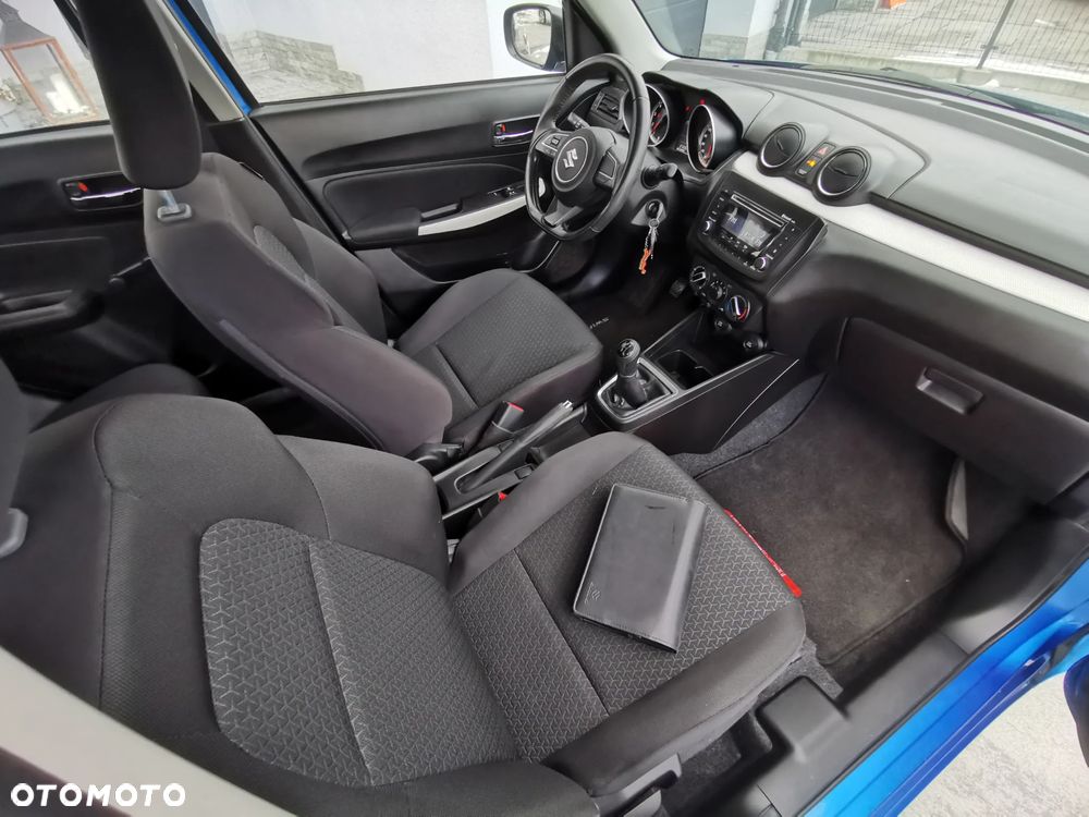 Suzuki Swift 1.2 Dualjet Club - 20