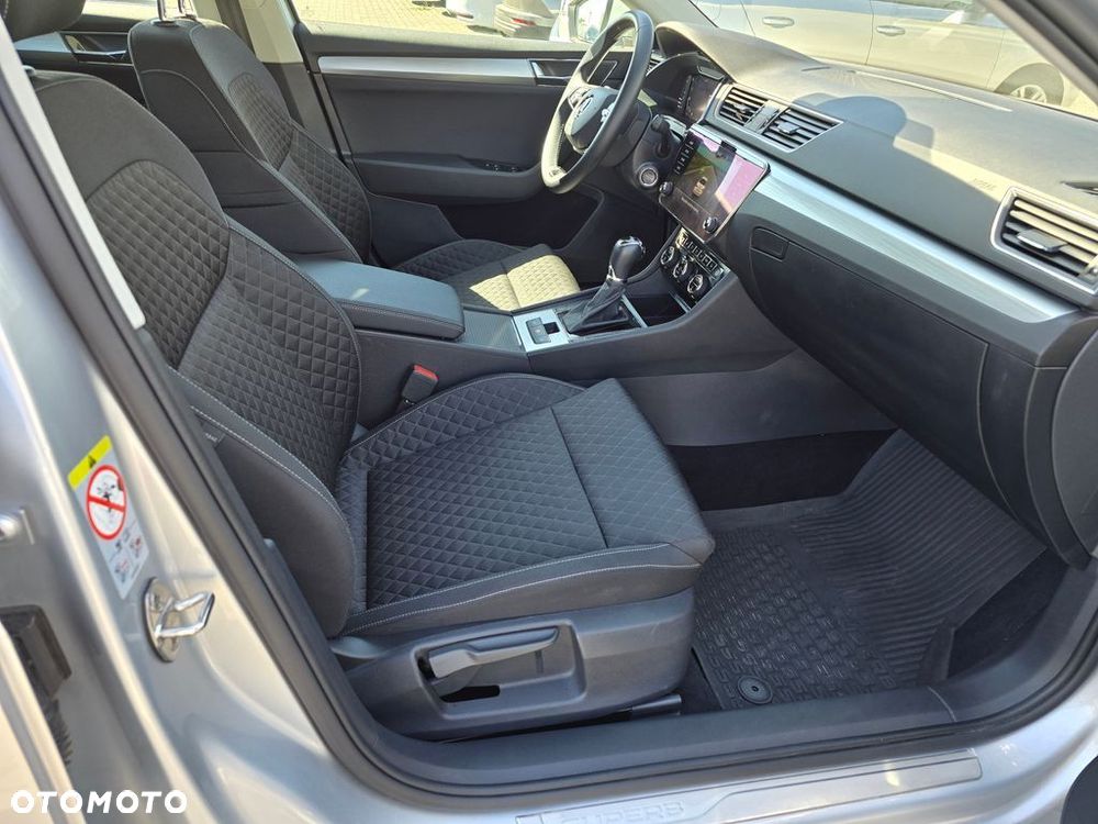 Skoda Superb 2.0 TDI SCR Ambition DSG - 15