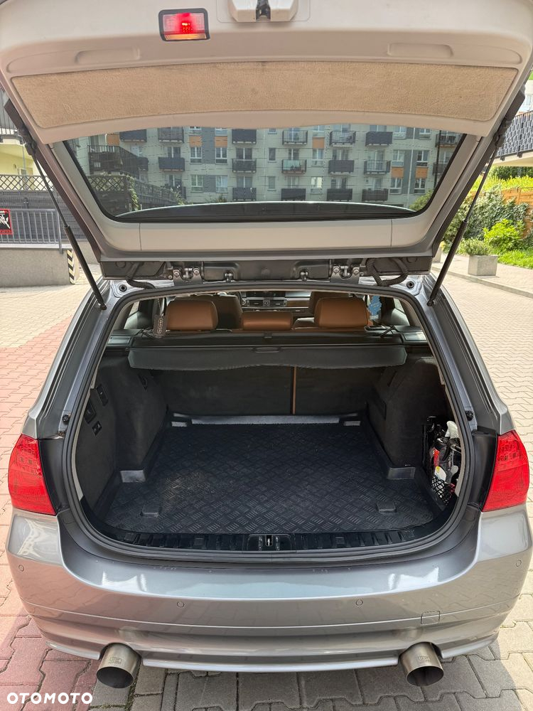 BMW Seria 3 - 12