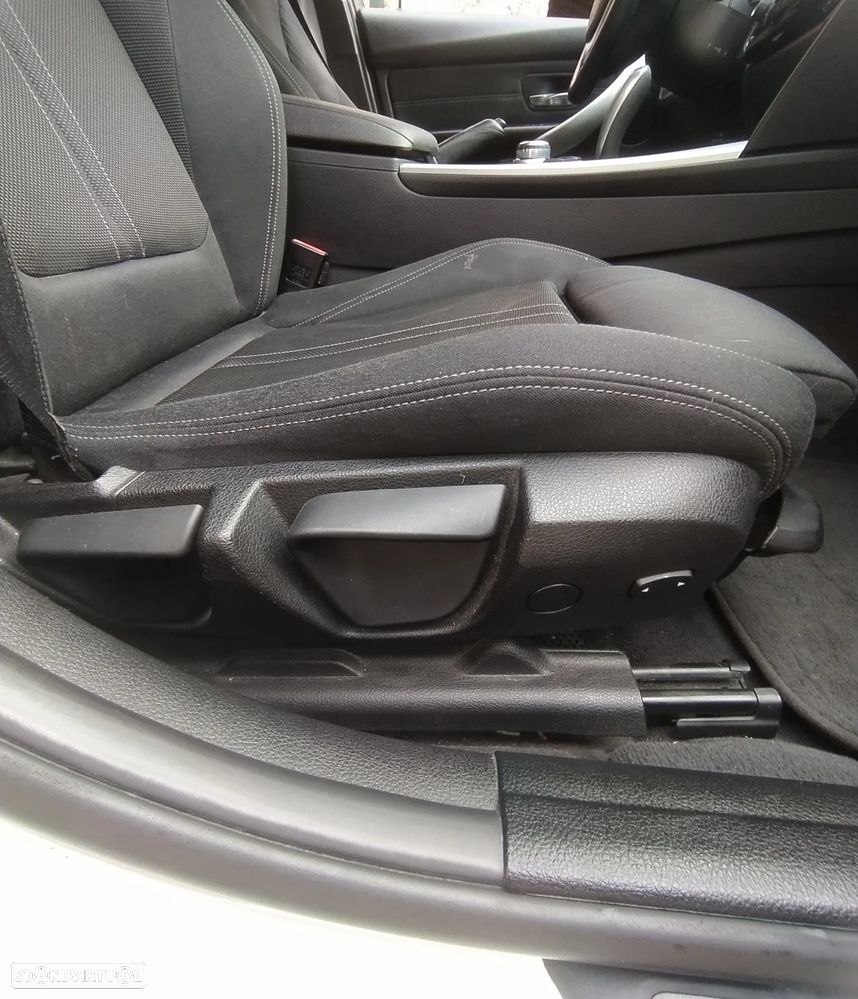 BMW 320 d Aut. Sport Line - 9