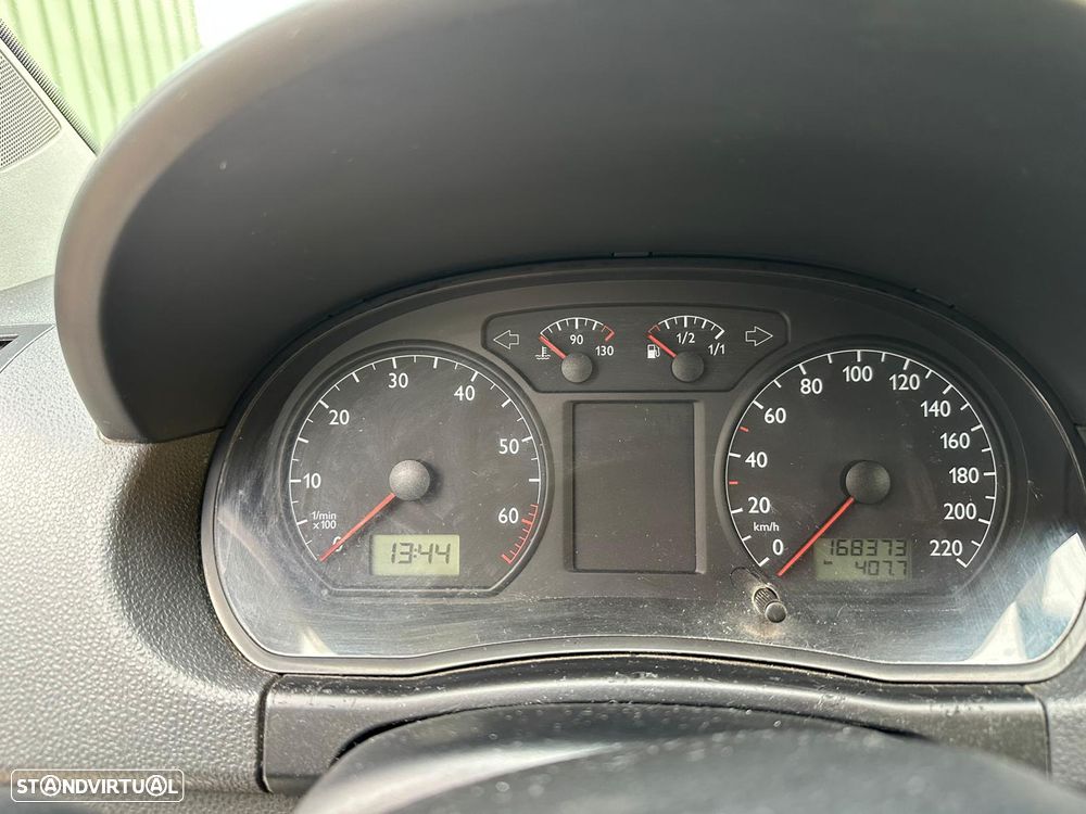 VW Polo 1.2 - 9