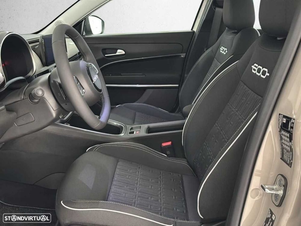 Fiat 600 1.2 Hybrid Pop - 18