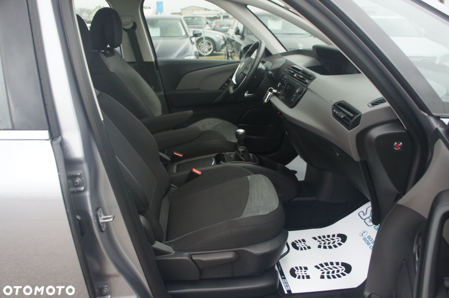 Citroën C4 Picasso - 13