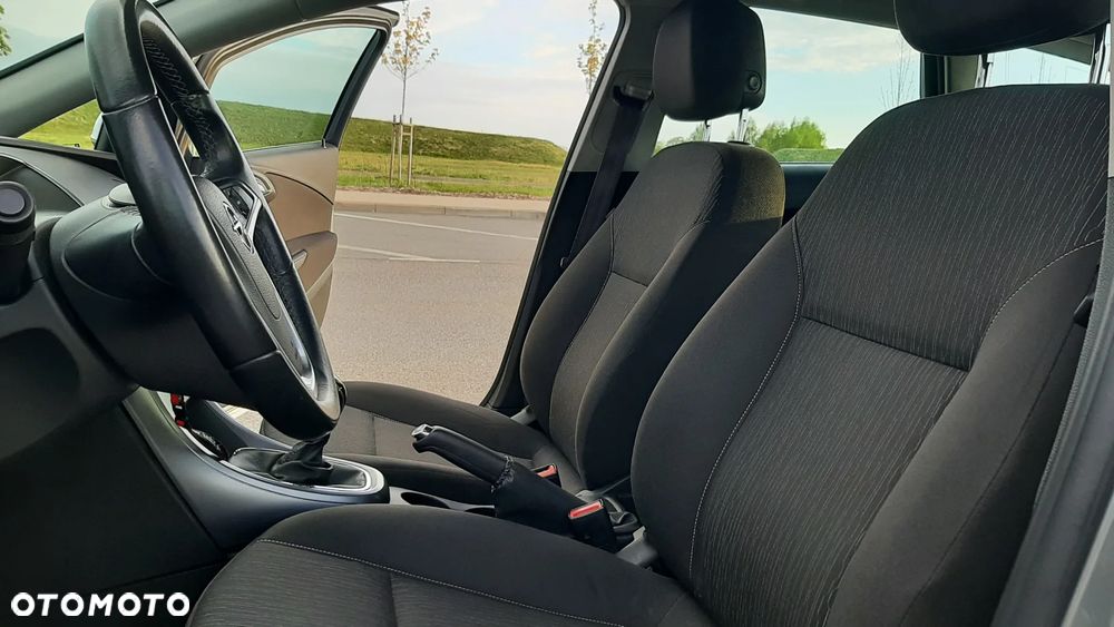 Opel Astra - 17