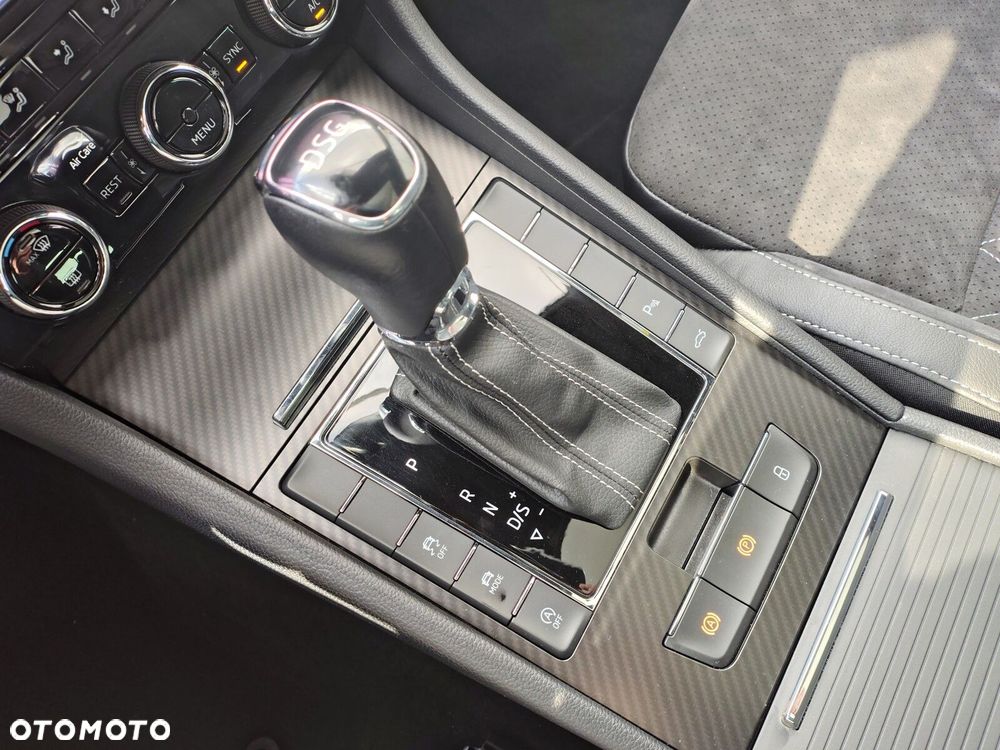 Skoda Superb 2.0 TDI SCR Sportline DSG - 26