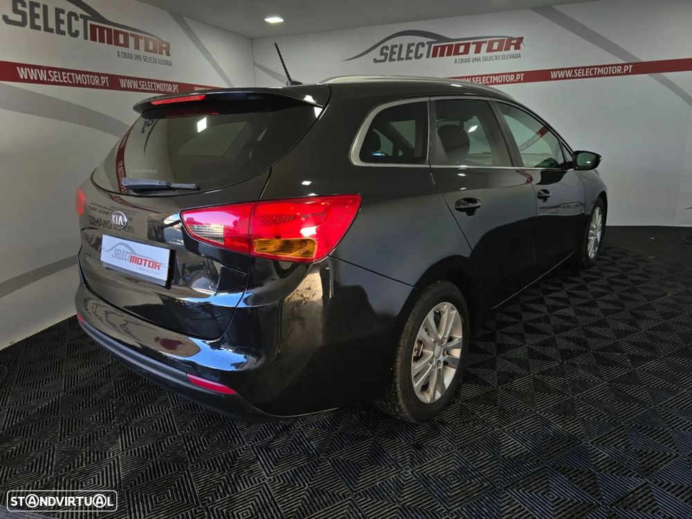 Kia Ceed SW 1.4 CRDi More - 4