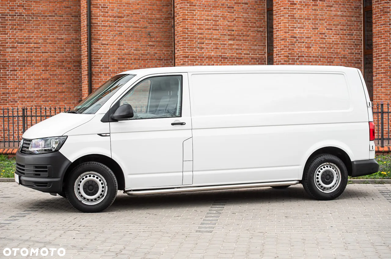 Volkswagen Transporter - 2
