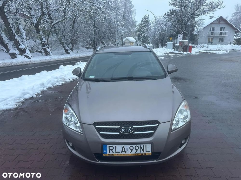 Kia Ceed 1.6 Crdi Comfort - 2