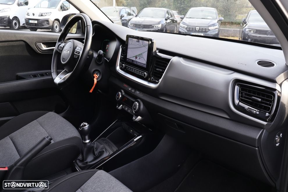 Kia Stonic 1.2 MPi Dynamic - 12