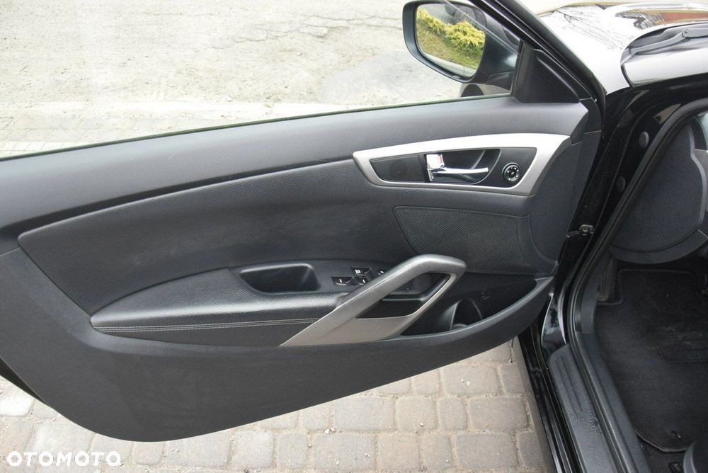 Hyundai Veloster 1.6 blue Style - 23