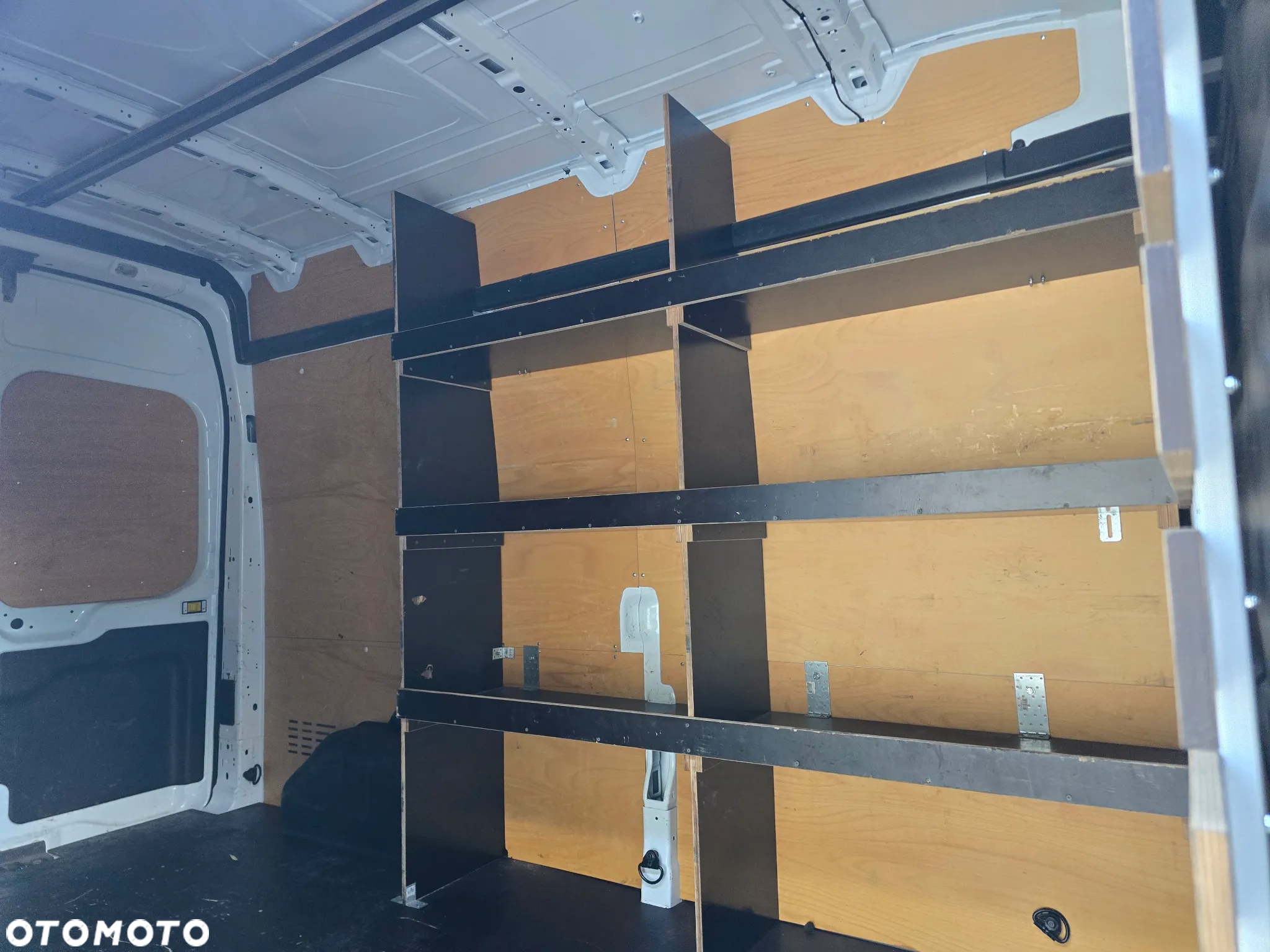 Ford Transit - 15