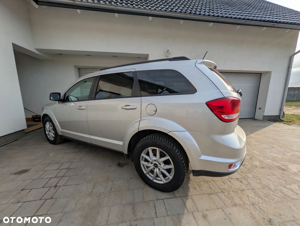 Fiat Freemont 2.0 Multijet 16V DPF Automatik Allrad Lounge - 3