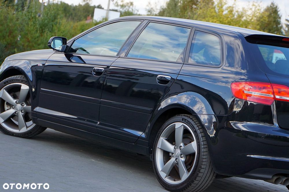 Audi A3 Sportback 2.0 TDI DPF S line Sportpaket plus - 15