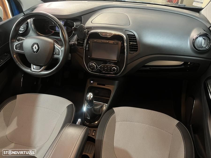 Renault Captur 1.5 dCi Exclusive - 24