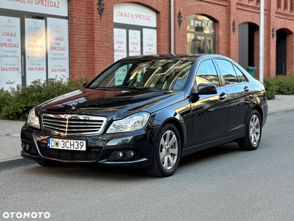 Mercedes-Benz Klasa C 180 CDI DPF (BlueEFFICIENCY) 7G-TRONIC - 1