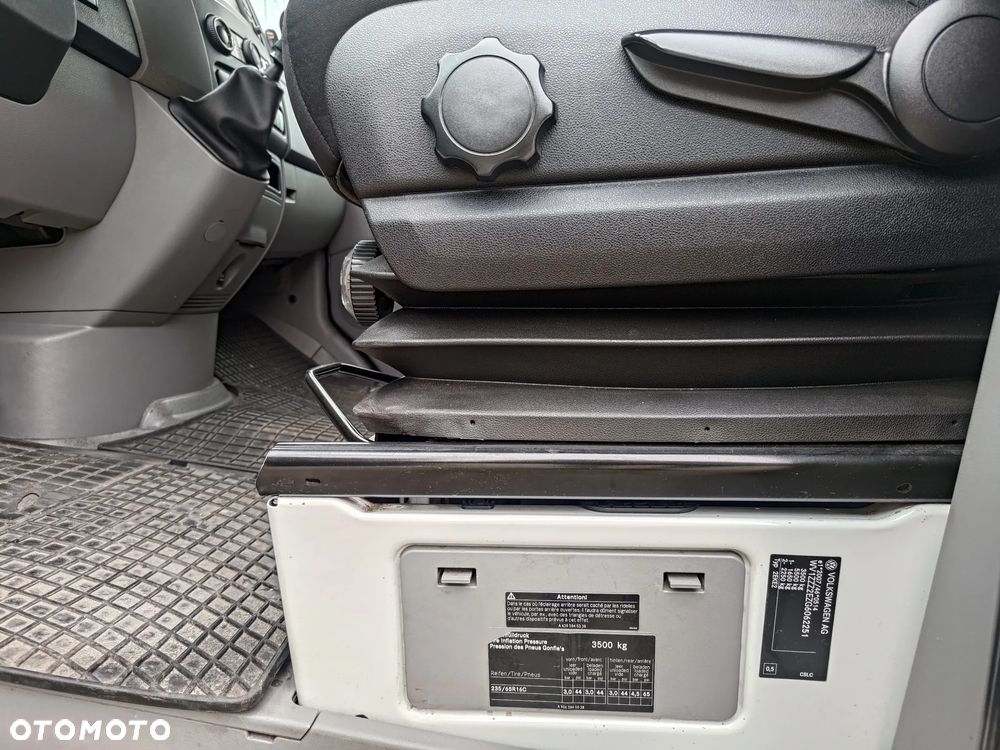 Volkswagen Crafter - 16