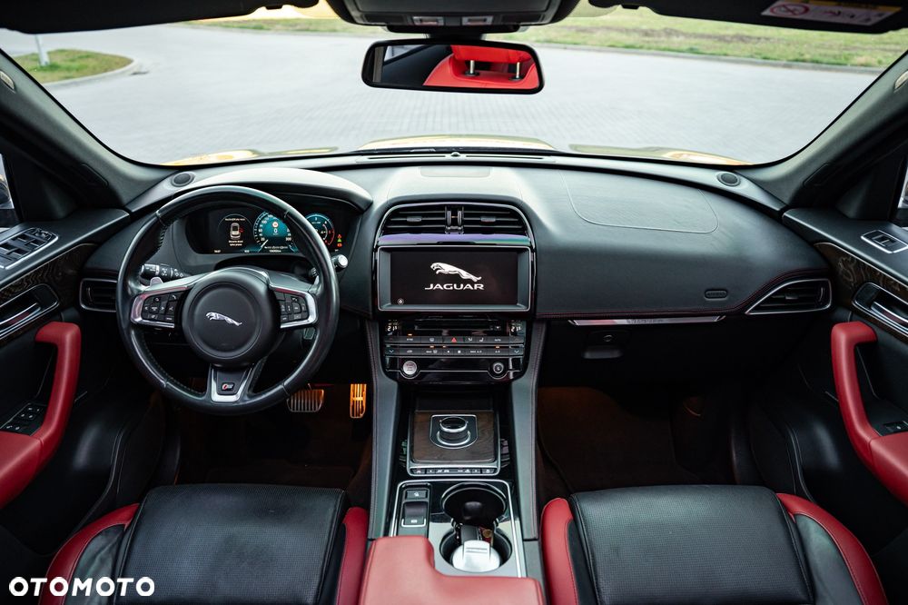 Jaguar F-Pace 3.0 TDV6 AWD S - 19