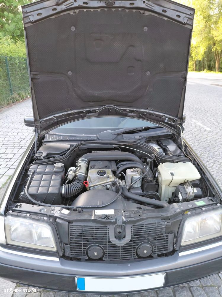 Mercedes-Benz C 200 D Elegance - 12