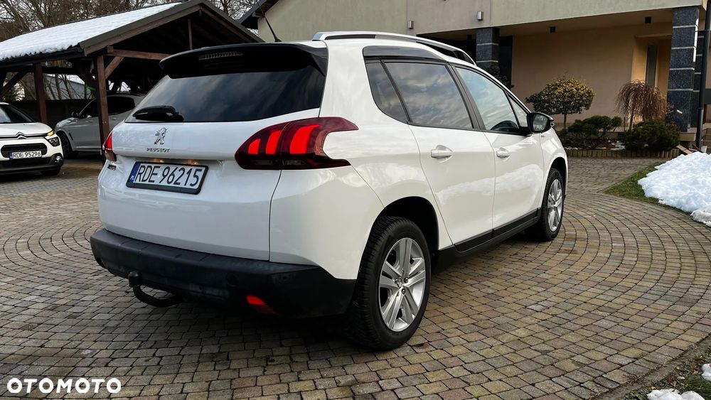 Peugeot 2008 PureTech 82 Style - 4