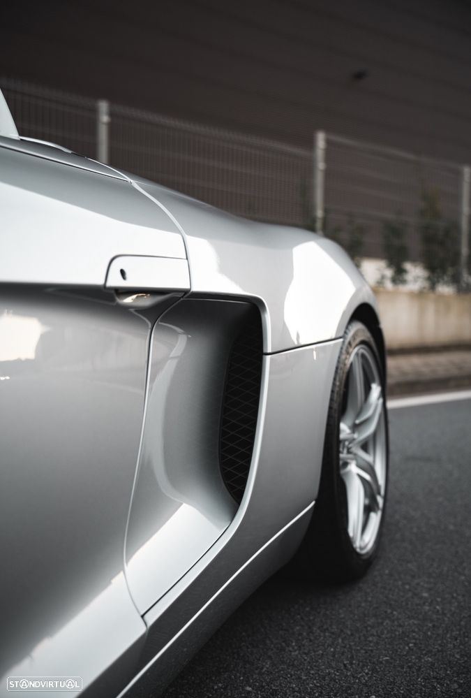 Audi R8 Spyder 4.2 FSI quattro R tronic - 44