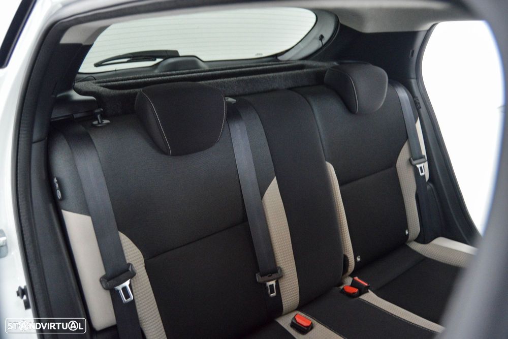 Nissan Micra 1.0 IG-T Tekna - 50