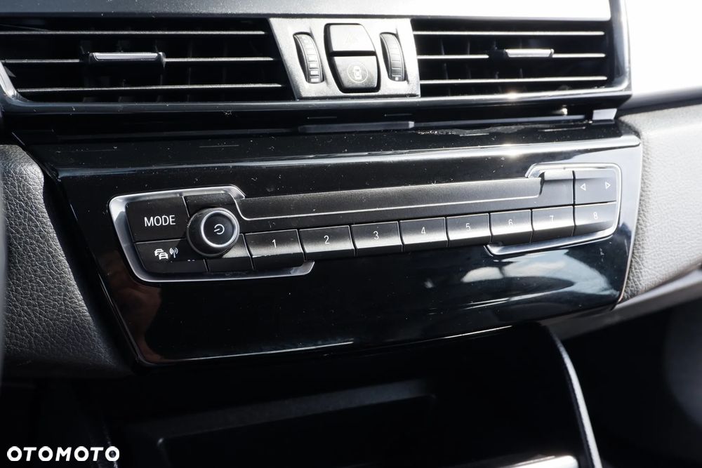 BMW Seria 2 216d Advantage - 20