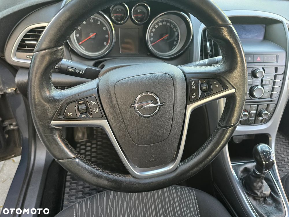 Opel Astra 1.4 T Enjoy - 6