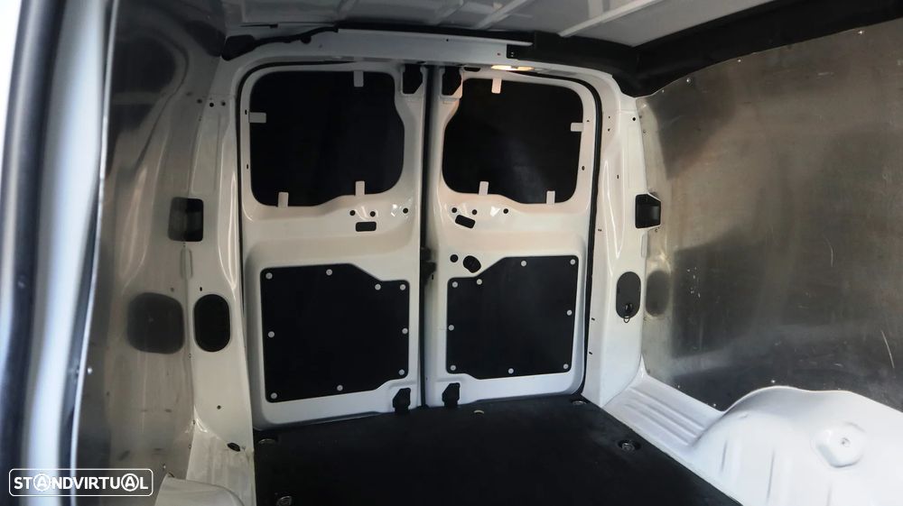 Opel Vivaro 2.0 Longa L3 120 - 5