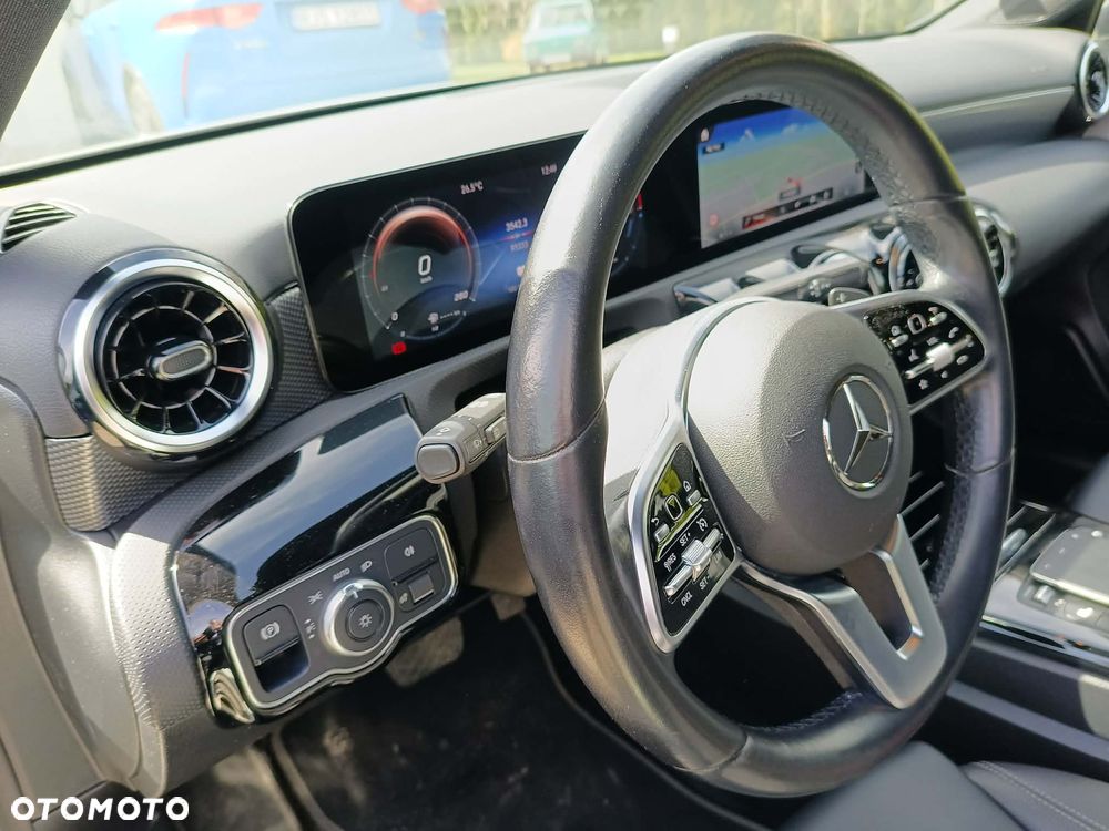 Mercedes-Benz Klasa A 250 E 8G-DCT Progressive - 17