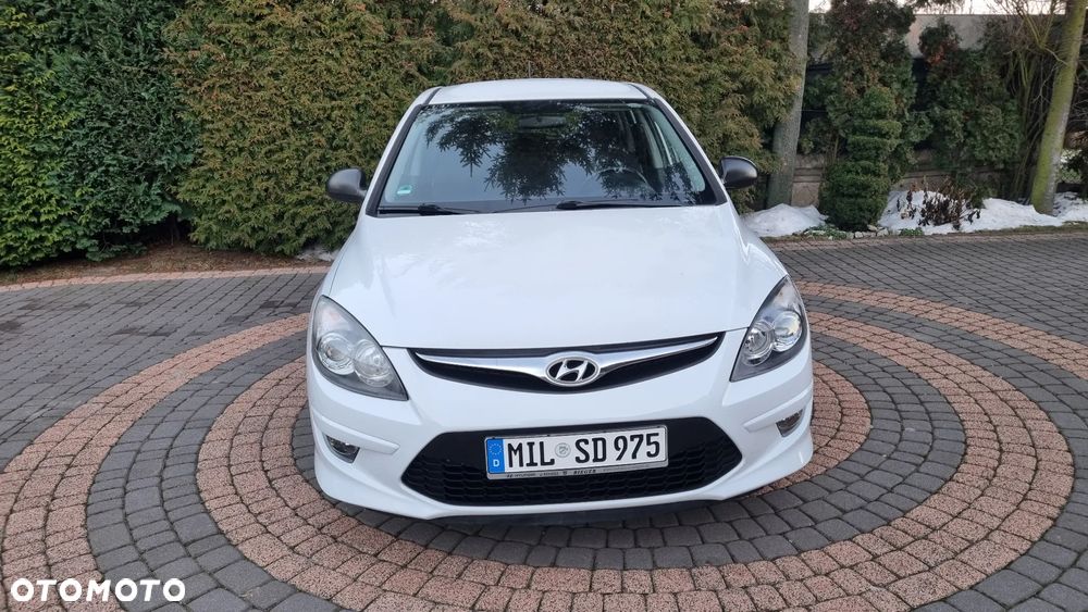 Hyundai i30 1.4 Blue Comfort - 27