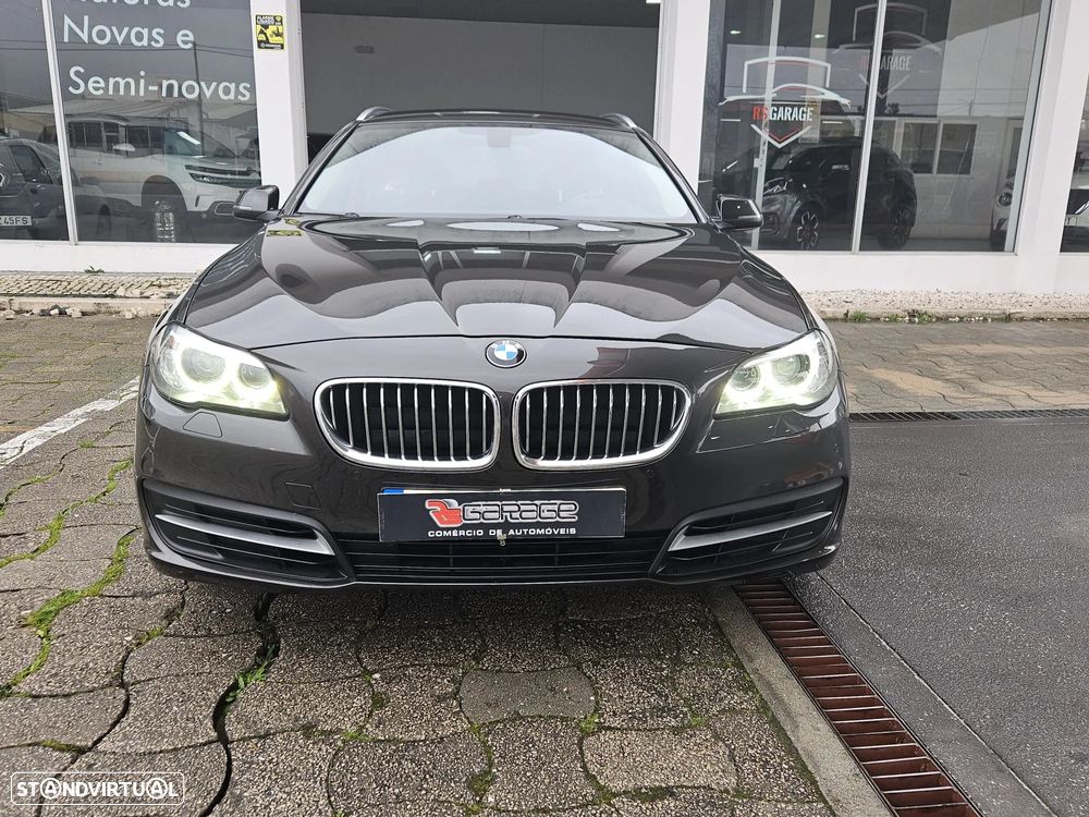 BMW 520 d Line Luxury Auto - 2