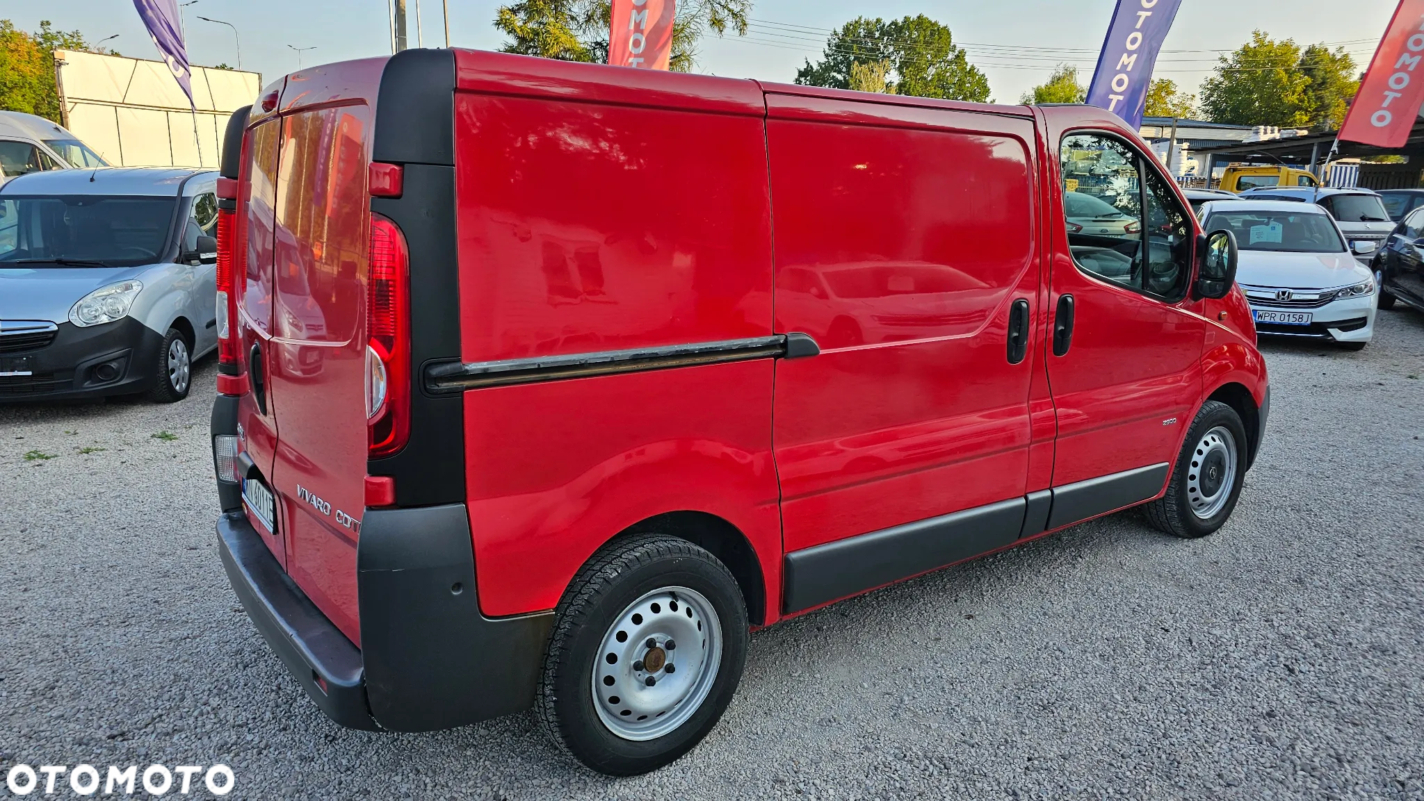 Opel Vivaro - 30