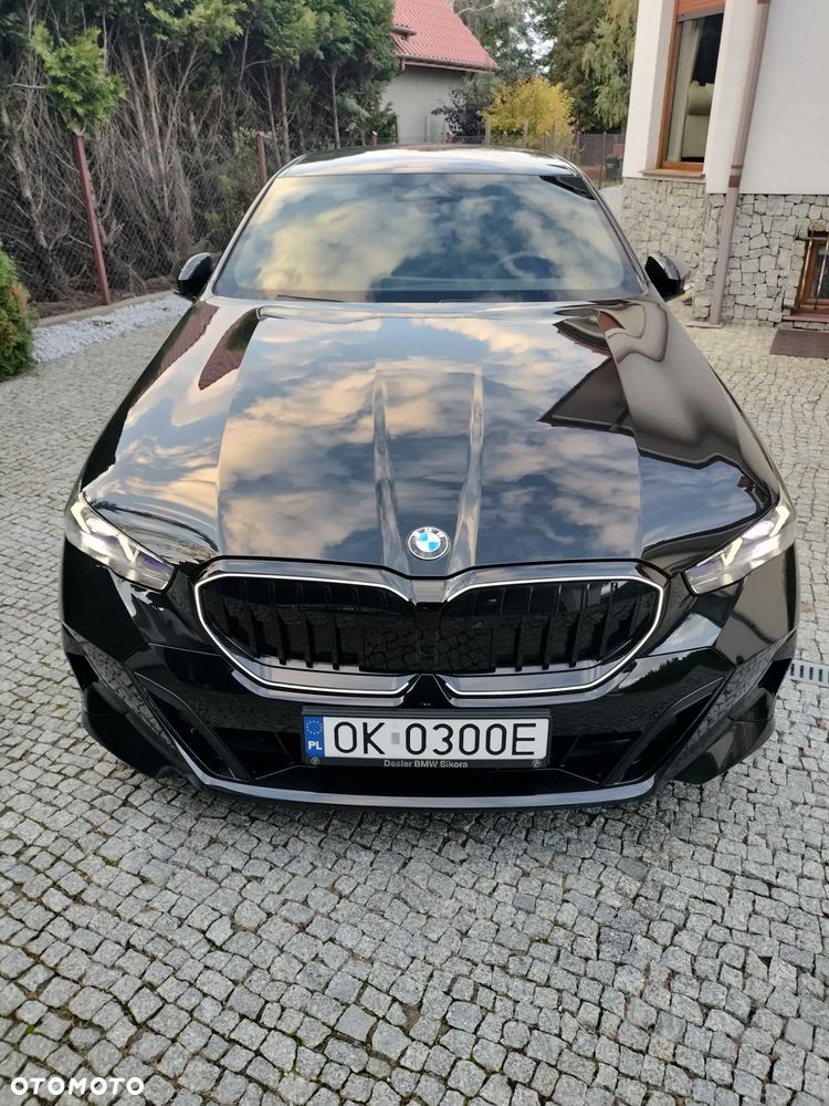 BMW Seria 5 2025 photo 4