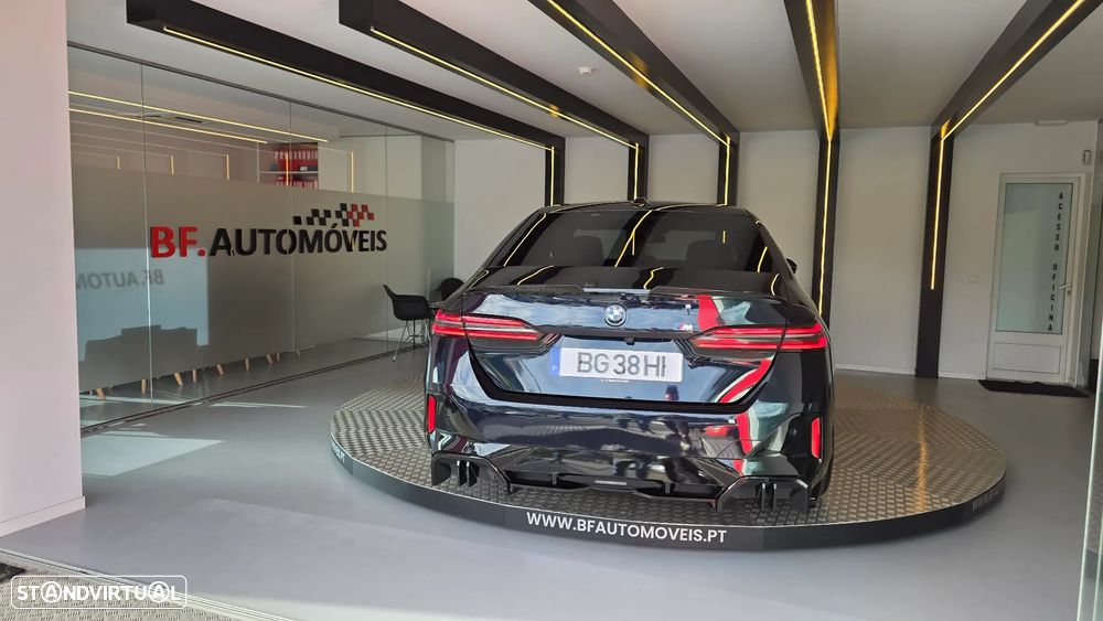 BMW 530 e Pack Desportivo M Pro - 17