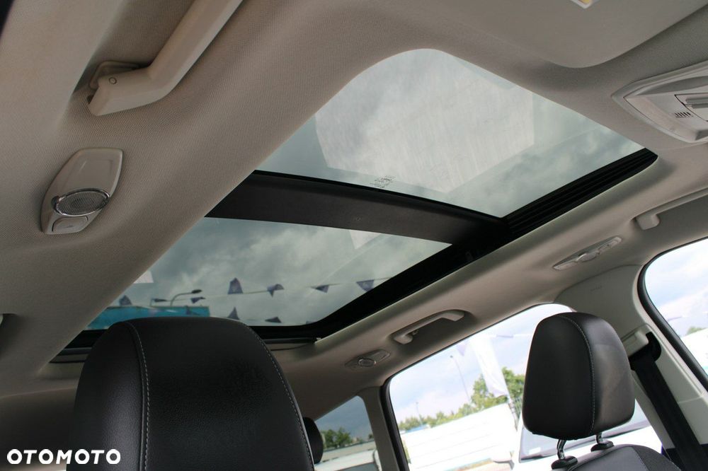 Ford Kuga - 30