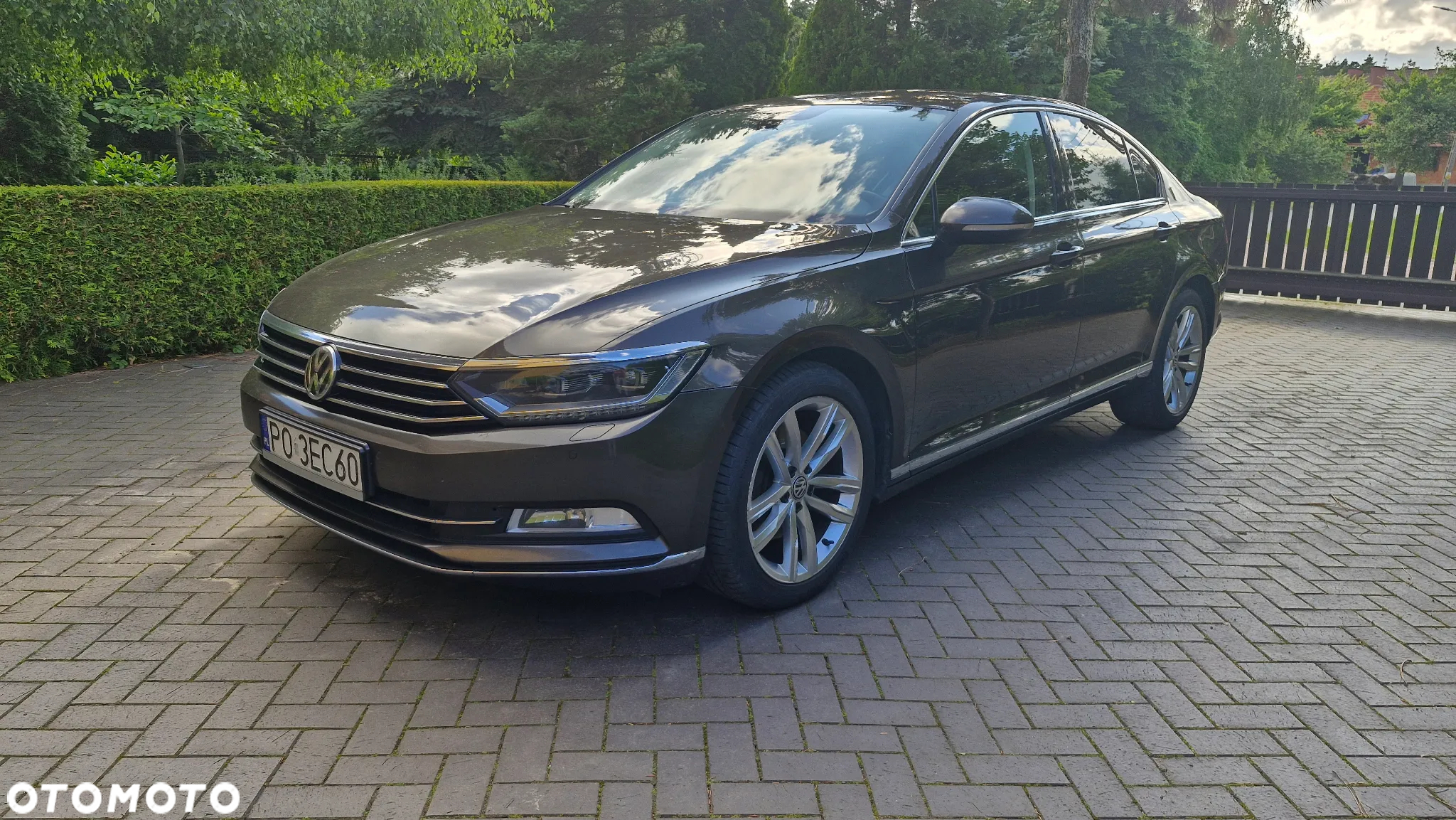Volkswagen Passat 2.0 TDI BMT Highline DSG - 2