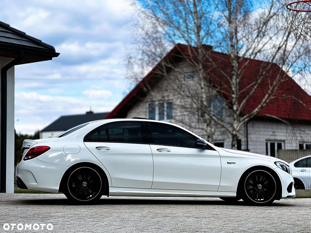 Mercedes-Benz Klasa C AMG 43 4Matic 9G-TRONIC - 5