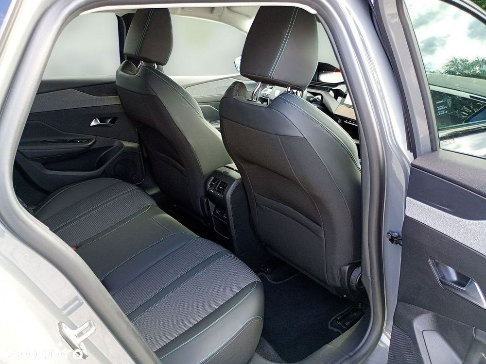 Peugeot 308 1.5 BlueHDi Allure Pack S&S EAT8 - 29